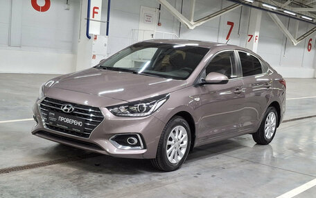 Hyundai Solaris II рестайлинг, 2018 год, 1 590 000 рублей, 1 фотография