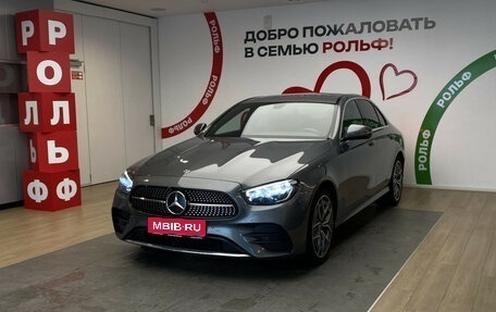 Mercedes-Benz E-Класс, 2021 год, 3 990 000 рублей, 1 фотография