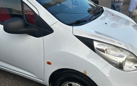 Chevrolet Spark III, 2010 год, 390 000 рублей, 3 фотография