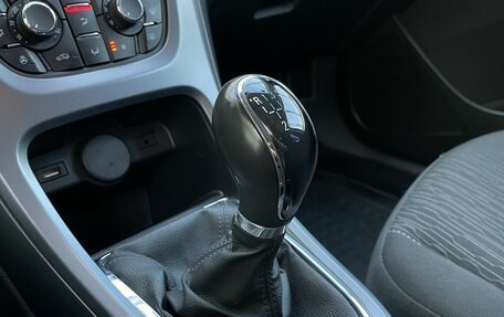 Opel Astra J, 2014 год, 1 150 000 рублей, 17 фотография