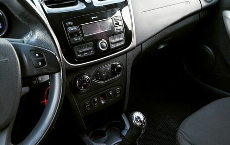 Renault Sandero II рестайлинг, 2017 год, 1 079 000 рублей, 9 фотография