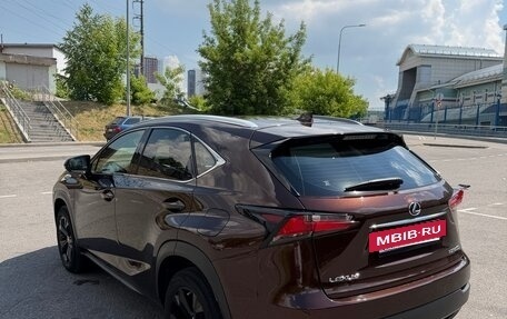 Lexus NX I, 2016 год, 2 600 000 рублей, 5 фотография