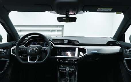 Audi Q3, 2026 год, 4 000 000 рублей, 26 фотография