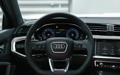 Audi Q3, 2026 год, 4 000 000 рублей, 28 фотография