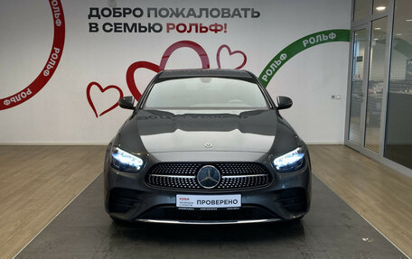 Mercedes-Benz E-Класс, 2021 год, 3 990 000 рублей, 2 фотография