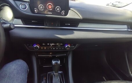 Mazda 6, 2019 год, 1 900 000 рублей, 17 фотография