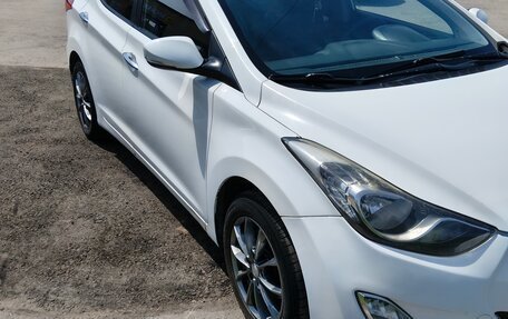 Hyundai Avante, 2011 год, 880 000 рублей, 7 фотография
