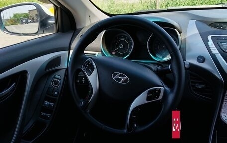 Hyundai Avante, 2011 год, 880 000 рублей, 11 фотография