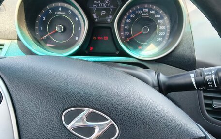 Hyundai Avante, 2011 год, 880 000 рублей, 18 фотография