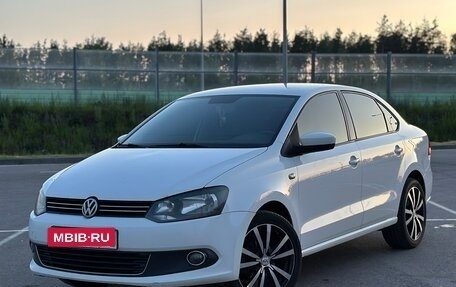 Volkswagen Polo VI (EU Market), 2012 год, 630 000 рублей, 3 фотография
