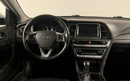 Hyundai Sonata VII, 2018 год, 1 470 000 рублей, 14 фотография