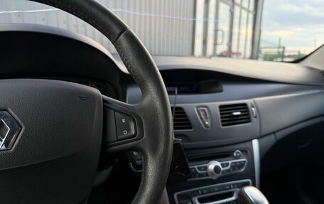 Renault Latitude I, 2010 год, 750 000 рублей, 22 фотография