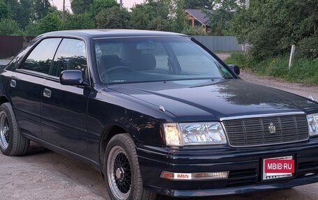 Toyota Crown, 1997 год, 695 000 рублей, 1 фотография