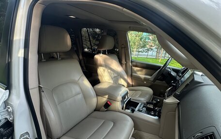 Toyota Land Cruiser 200, 2020 год, 8 500 000 рублей, 5 фотография