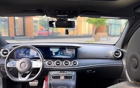 Mercedes-Benz E-Класс, 2019 год, 2 930 000 рублей, 11 фотография
