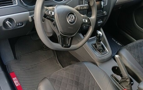 Volkswagen Jetta VI, 2017 год, 1 250 000 рублей, 13 фотография