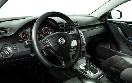 Volkswagen Passat B6, 2006 год, 579 898 рублей, 12 фотография