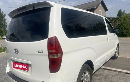 Hyundai Grand Starex Grand Starex I рестайлинг 2, 2010 год, 1 070 000 рублей, 4 фотография