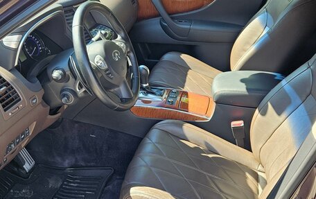 Infiniti QX70, 2014 год, 2 300 000 рублей, 11 фотография