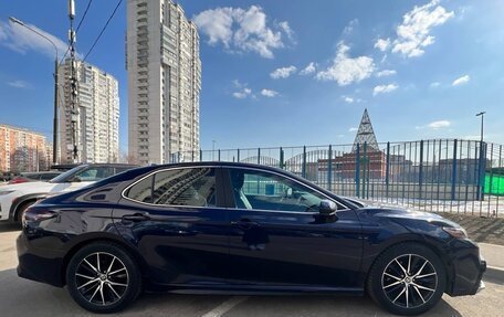 Toyota Camry, 2020 год, 2 900 000 рублей, 5 фотография