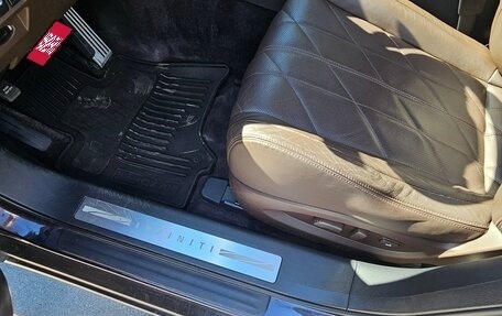 Infiniti QX70, 2014 год, 2 300 000 рублей, 18 фотография