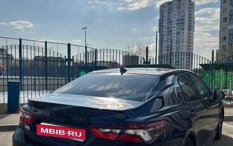 Toyota Camry, 2020 год, 2 900 000 рублей, 7 фотография