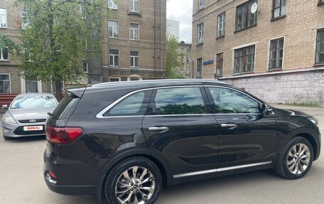 KIA Sorento III Prime рестайлинг, 2018 год, 2 410 000 рублей, 4 фотография