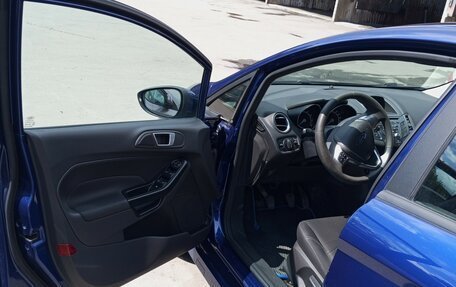 Ford Fiesta, 2015 год, 830 000 рублей, 13 фотография