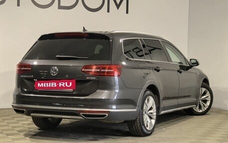 Volkswagen Passat B8 рестайлинг, 2018 год, 2 949 900 рублей, 2 фотография