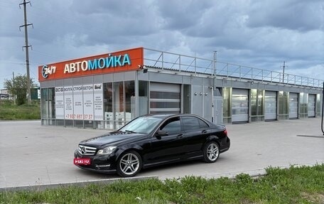 Mercedes-Benz C-Класс, 2012 год, 1 100 000 рублей, 1 фотография