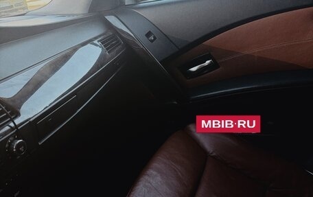 BMW 5 серия, 2004 год, 1 450 000 рублей, 7 фотография