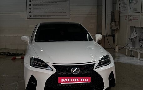 Lexus IS II рестайлинг 2, 2006 год, 1 600 000 рублей, 2 фотография
