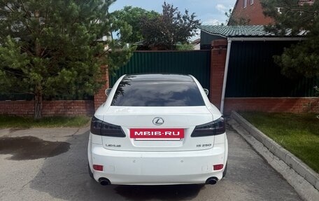 Lexus IS II рестайлинг 2, 2006 год, 1 600 000 рублей, 9 фотография