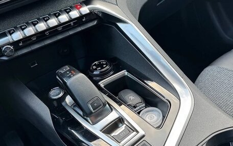 Peugeot 3008 II, 2018 год, 1 690 000 рублей, 8 фотография