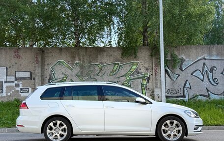 Volkswagen Golf VII, 2017 год, 1 590 000 рублей, 7 фотография