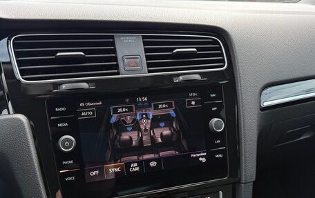 Volkswagen Golf VII, 2017 год, 1 590 000 рублей, 16 фотография