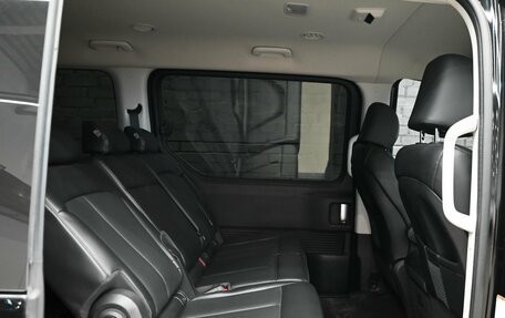 Hyundai Staria, 2021 год, 5 190 000 рублей, 24 фотография