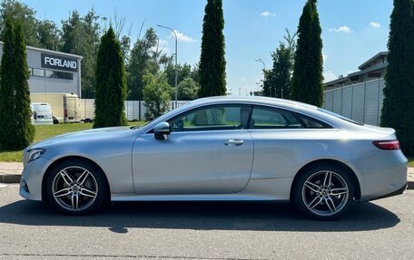Mercedes-Benz E-Класс, 2019 год, 4 200 000 рублей, 3 фотография