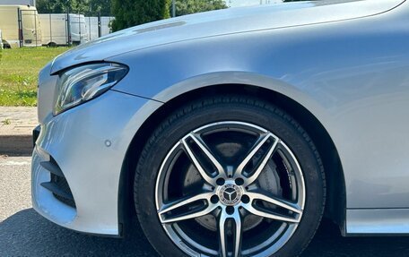 Mercedes-Benz E-Класс, 2019 год, 4 200 000 рублей, 4 фотография