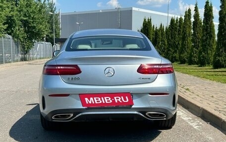 Mercedes-Benz E-Класс, 2019 год, 4 200 000 рублей, 6 фотография