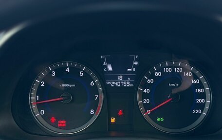 Hyundai Solaris II рестайлинг, 2012 год, 599 000 рублей, 15 фотография