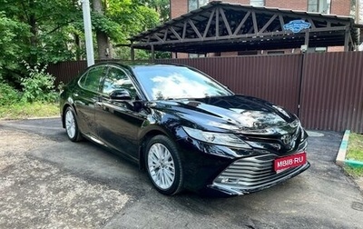 Toyota Camry, 2019 год, 2 950 000 рублей, 1 фотография
