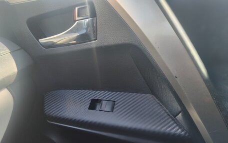 Toyota RAV4, 2014 год, 1 650 000 рублей, 8 фотография