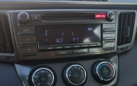 Toyota RAV4, 2014 год, 1 650 000 рублей, 12 фотография