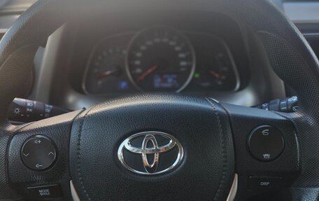 Toyota RAV4, 2014 год, 1 650 000 рублей, 19 фотография