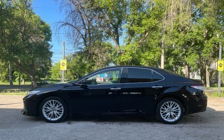 Toyota Camry, 2019 год, 3 190 000 рублей, 8 фотография