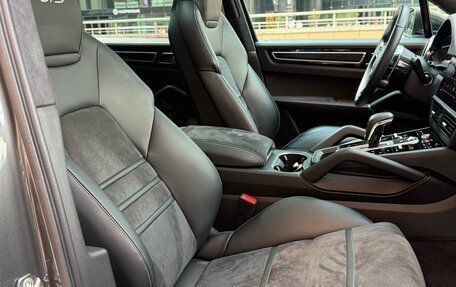 Porsche Cayenne III, 2022 год, 13 300 000 рублей, 11 фотография