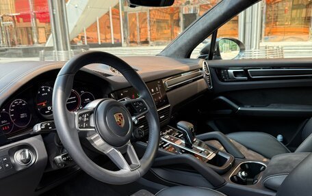 Porsche Cayenne III, 2022 год, 13 300 000 рублей, 15 фотография