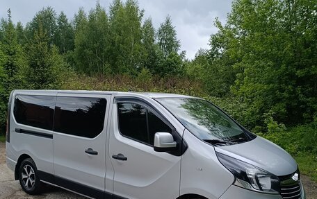 Opel Vivaro B, 2017 год, 2 195 000 рублей, 2 фотография