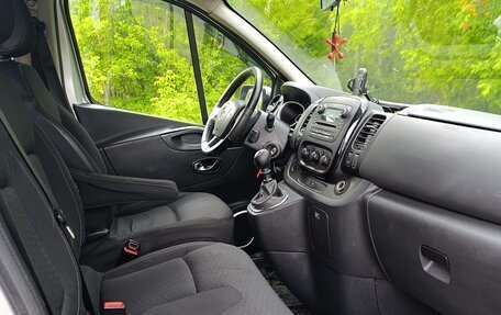 Opel Vivaro B, 2017 год, 2 195 000 рублей, 8 фотография